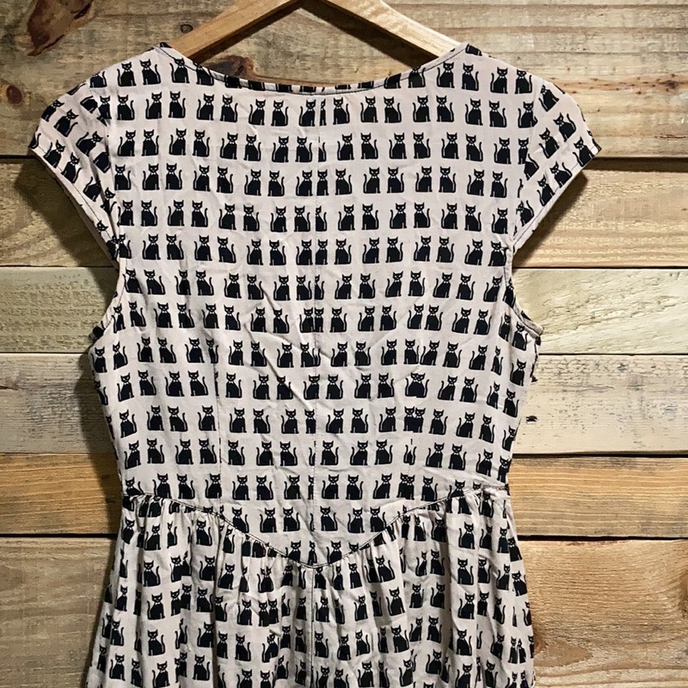 Divided, H&M Black & White Cat Dress - Picture 4 of 11